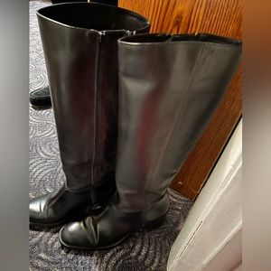 Women’s size 9 Tall Leather Boots very good condition